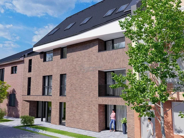 Eladó kereskedelmi és ipari ingatlan Szeged 33 nm