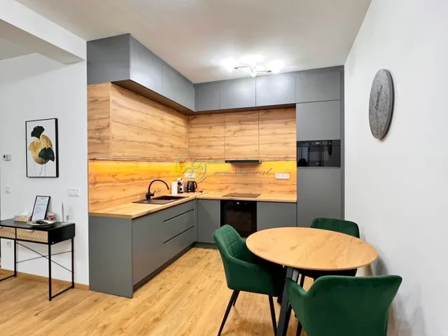 Eladó lakás Szeged 64 nm