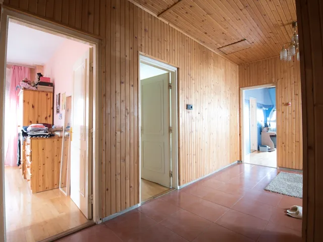 Eladó ház Csömör 358 nm