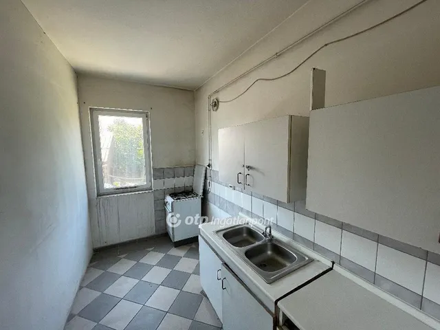 Eladó ház Budapest XVI. kerület, Árpádföld 276 nm