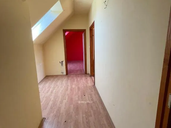 Eladó ház Budapest XVI. kerület, Árpádföld 276 nm