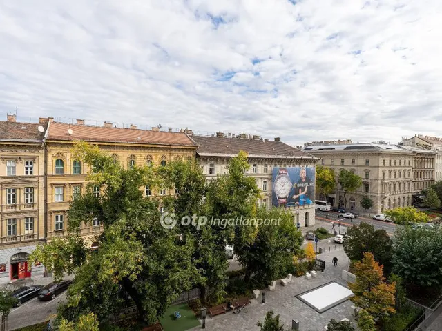 Eladó lakás Budapest VI. kerület 75 nm