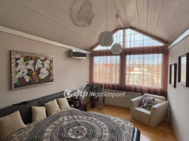 Eladó lakás Budapest XIV. kerület, Zugló 275 nm