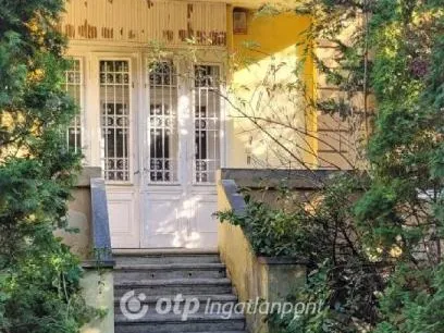 Eladó ház Budapest XVI. kerület 231 nm