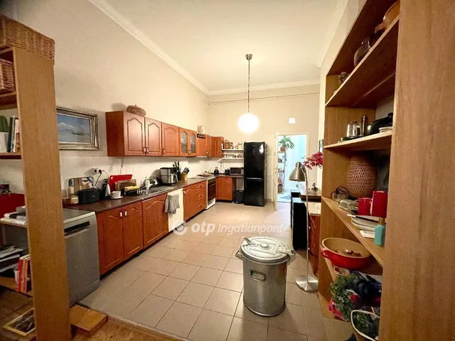 Eladó lakás Budapest XIV. kerület, Zugló 109 nm