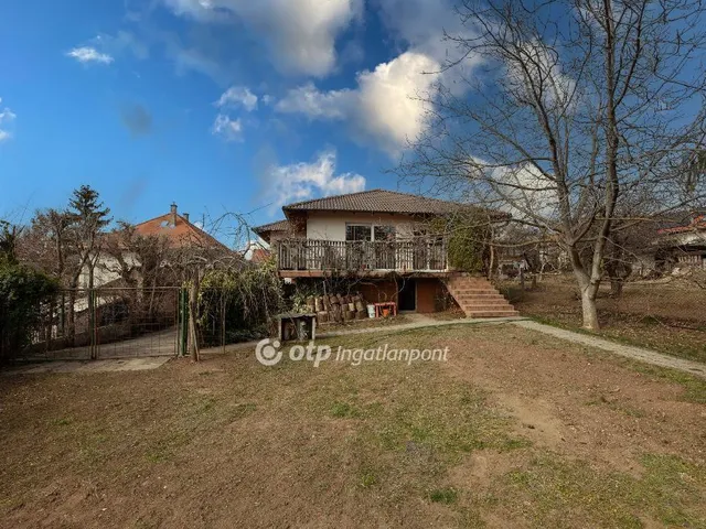 Eladó ház Csömör 309 nm