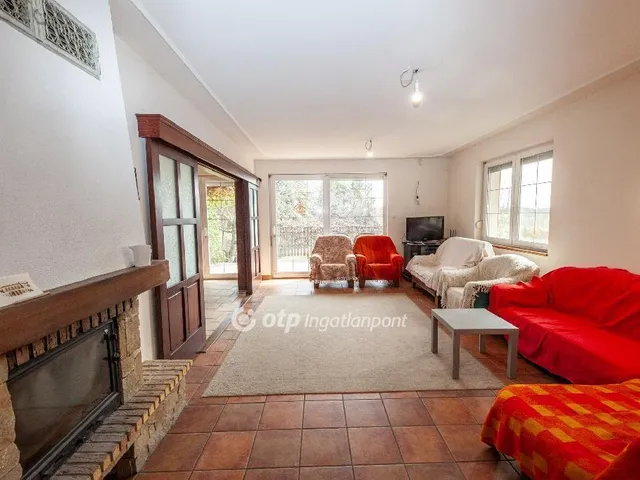 Eladó ház Csömör 309 nm