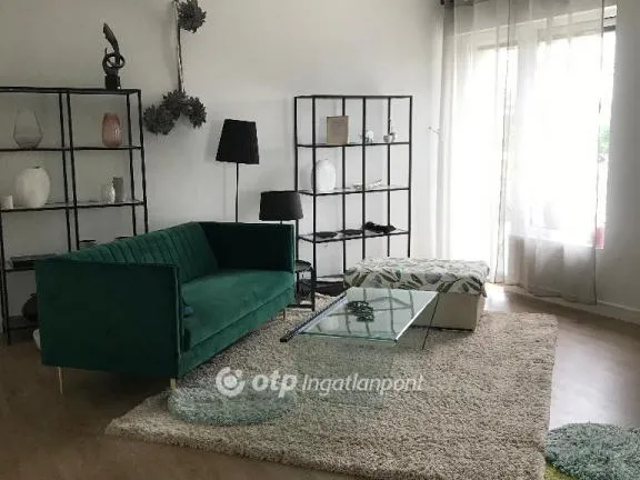 Eladó ház Pécel 200 nm