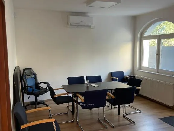 Eladó ház Budapest XIV. kerület 330 nm