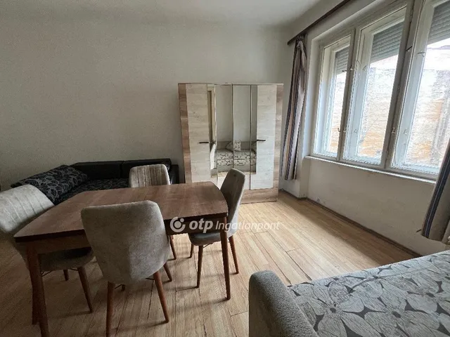 Eladó lakás Budapest VIII. kerület 67 nm
