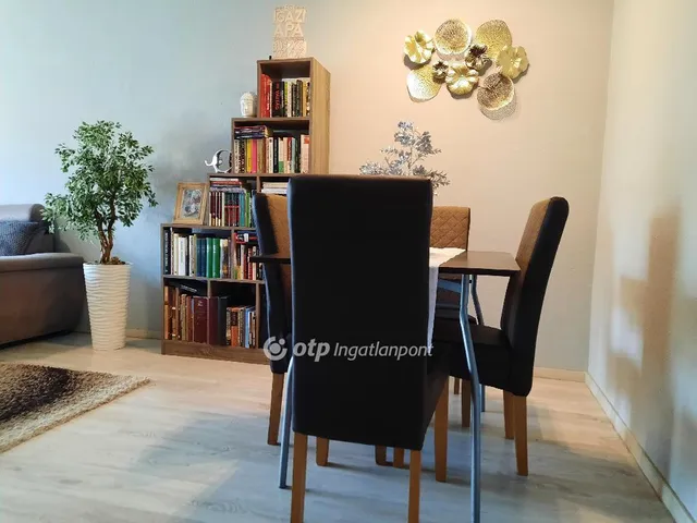 Eladó lakás Budapest XVII. kerület, Rákoskeresztúr 54 nm