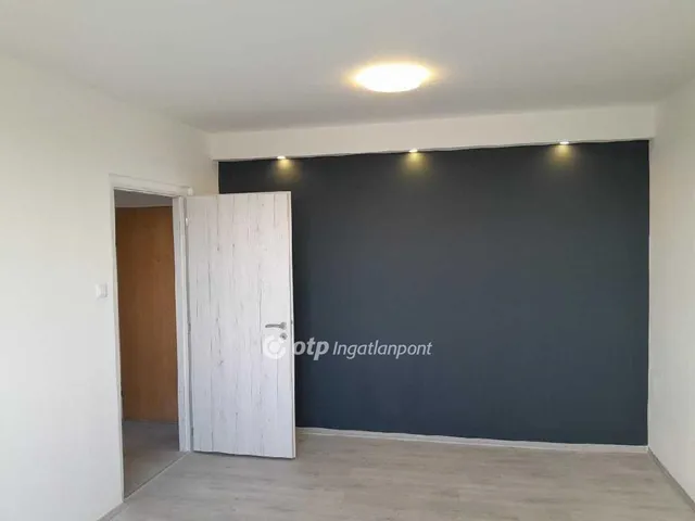Eladó lakás Budapest XV. kerület, Újpalota 36 nm
