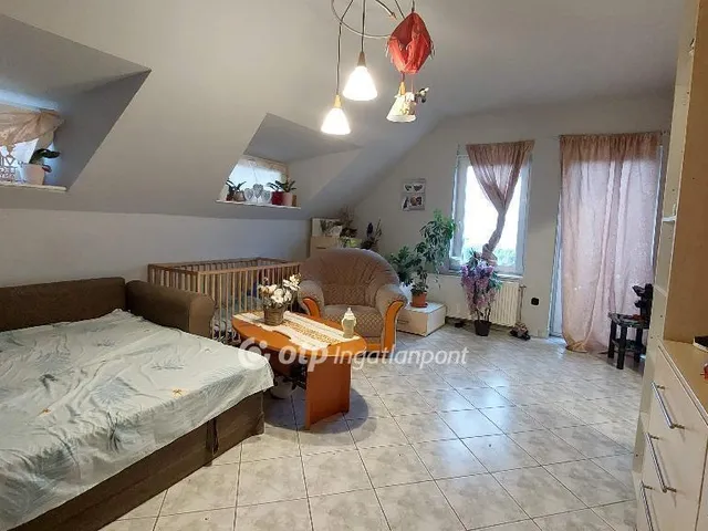 Eladó ház Veresegyház 246 nm