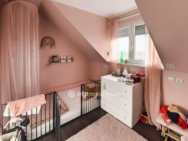 Eladó lakás Budapest XVI. kerület, Árpádföld 138 nm