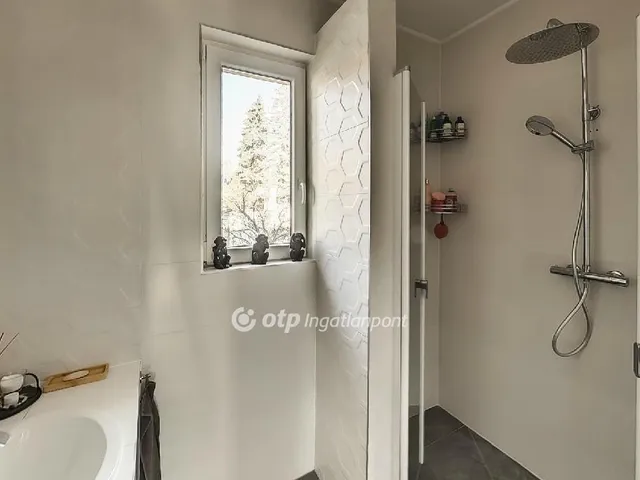 Eladó lakás Budapest XVI. kerület, Árpádföld 138 nm