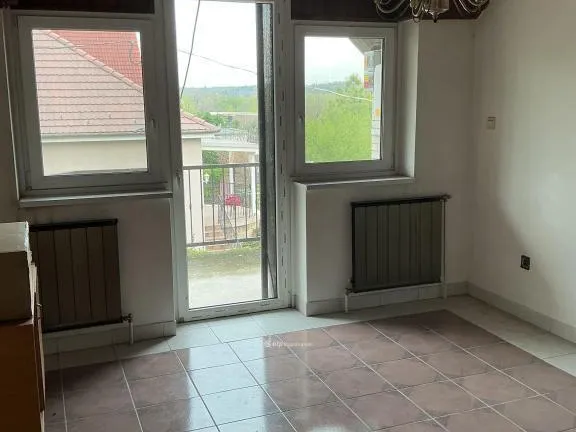 Eladó ház Budapest XVI. kerület, Cinkota 269 nm