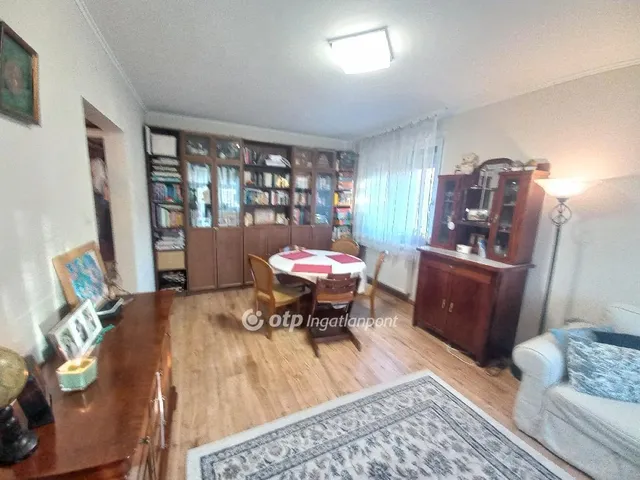 Eladó lakás Budapest XV. kerület, Újpalota 70 nm