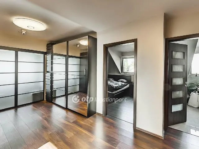 Eladó lakás Budapest XVI. kerület 138 nm