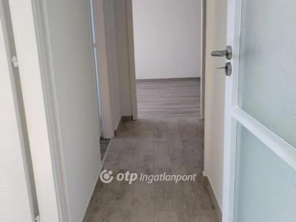 Eladó lakás Budapest III. kerület 51 nm