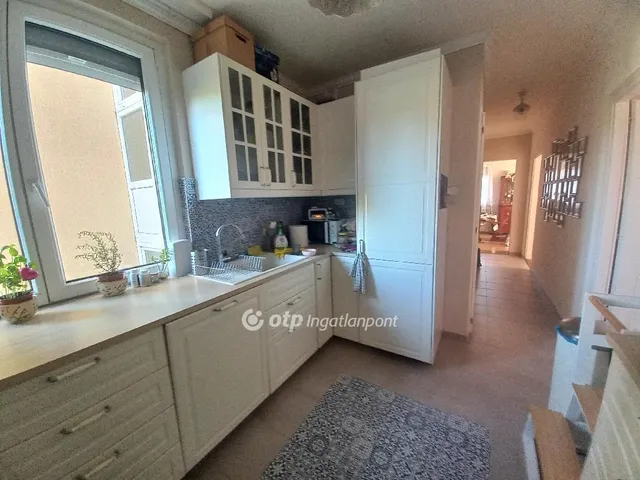 Eladó lakás Budapest XV. kerület 70 nm