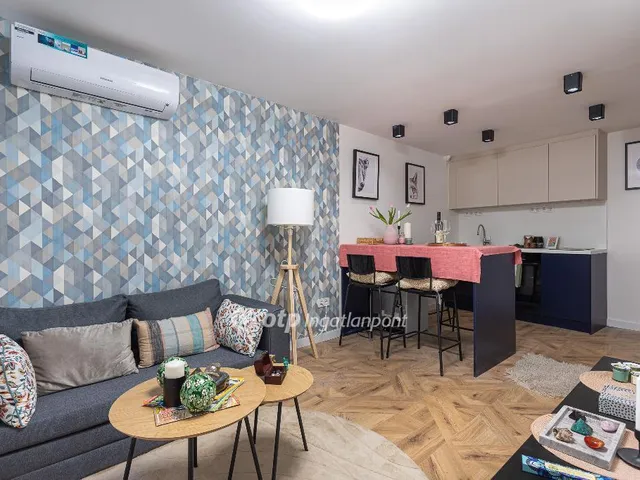 Eladó lakás Budapest VI. kerület 18 nm