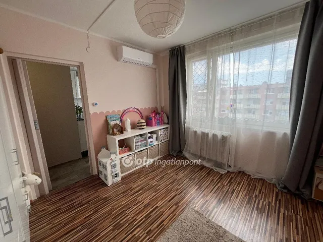 Eladó lakás Budapest XV. kerület 73 nm