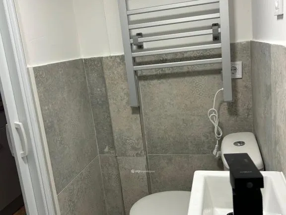 Eladó lakás Budapest VIII. kerület, II. János Pál pápa tér 14 nm