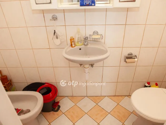 Kiadó lakás Budapest XVIII. kerület, Miklóstelep 111 nm