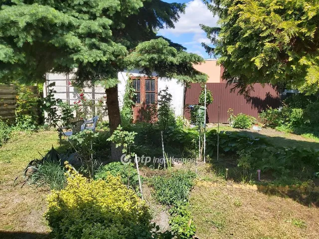 Eladó ház Budapest XV. kerület 75 nm