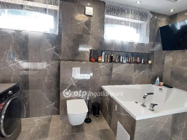 Eladó ház Gödöllő 160 nm