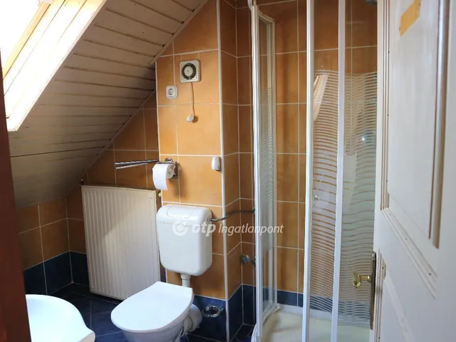 Eladó ház Budapest XIV. kerület, Herminamező 330 nm