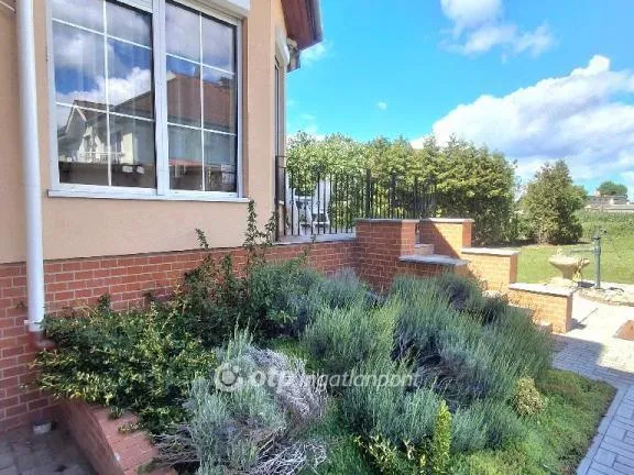 Eladó ház Budapest XVI. kerület, Sashalom 270 nm