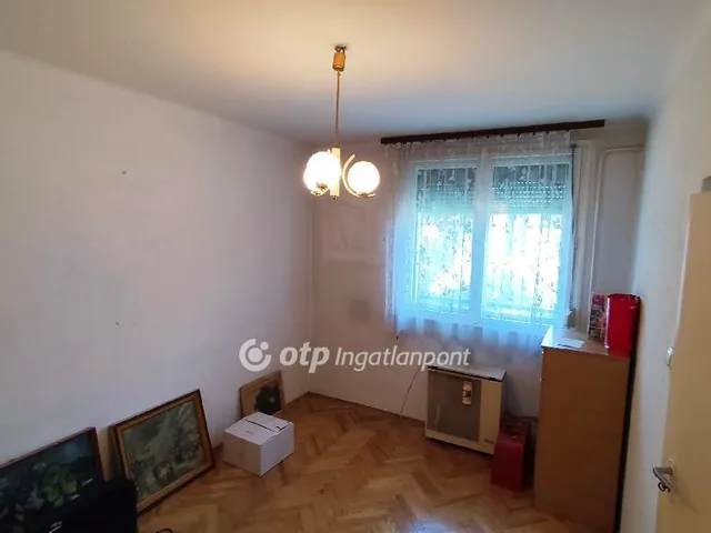 Eladó lakás Budapest III. kerület 52 nm