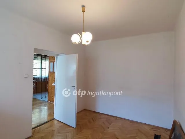 Eladó lakás Budapest III. kerület 52 nm
