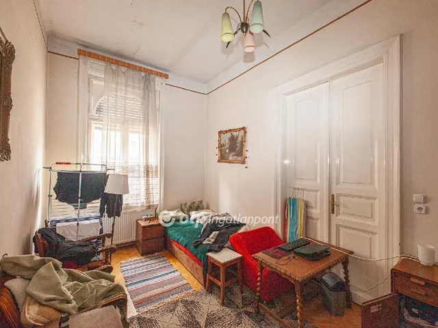 Eladó lakás Budapest VI. kerület, Nagykörúton kívüli terület 71 nm