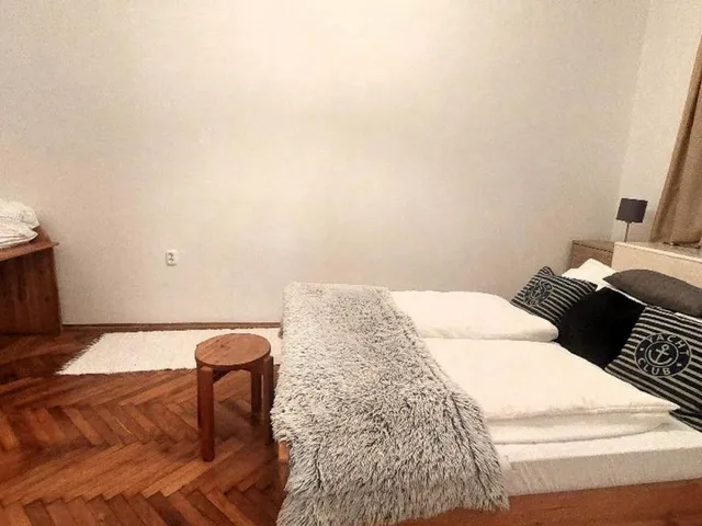 Eladó lakás Budapest XIV. kerület, Törökőr 74 nm