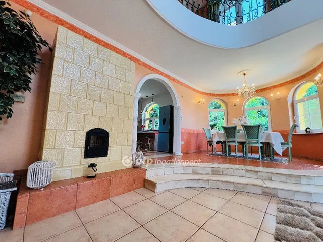 Eladó ház Budapest XVI. kerület, Cinkota 308 nm