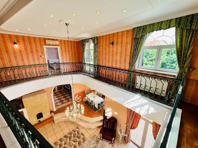 Eladó ház Budapest XVI. kerület, Cinkota 308 nm