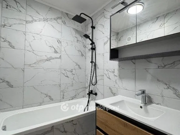 Eladó lakás Budapest IV. kerület, Káposztásmegyer 69 nm