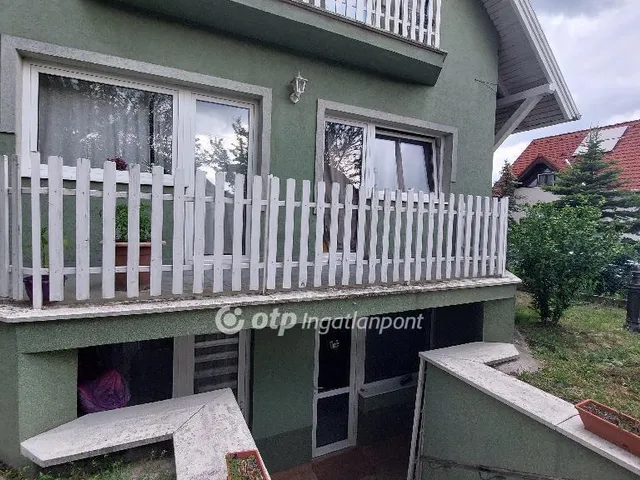 Eladó ház Veresegyház, Revetek 246 nm