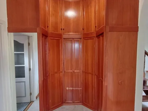 Eladó ház Budapest XVI. kerület, Sashalom 235 nm