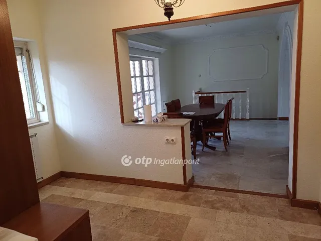 Eladó ház Budapest XVI. kerület, Sashalom 235 nm
