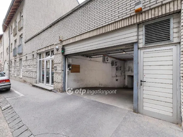 Eladó lakás Budapest I. kerület, Várnegyed 101 nm