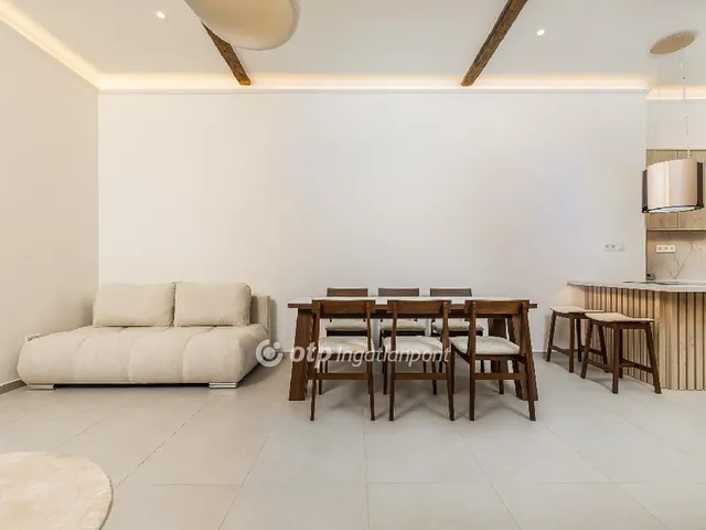 Eladó lakás Budapest I. kerület, Várnegyed 101 nm