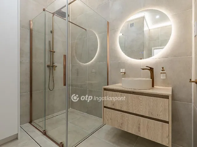 Eladó lakás Budapest I. kerület, Várnegyed 101 nm