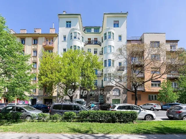 Eladó lakás Budapest I. kerület, Várnegyed 101 nm