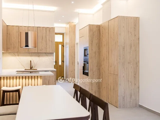 Eladó lakás Budapest I. kerület, Várnegyed 101 nm