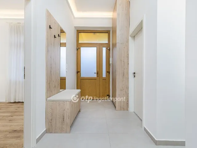 Eladó lakás Budapest I. kerület, Várnegyed 101 nm