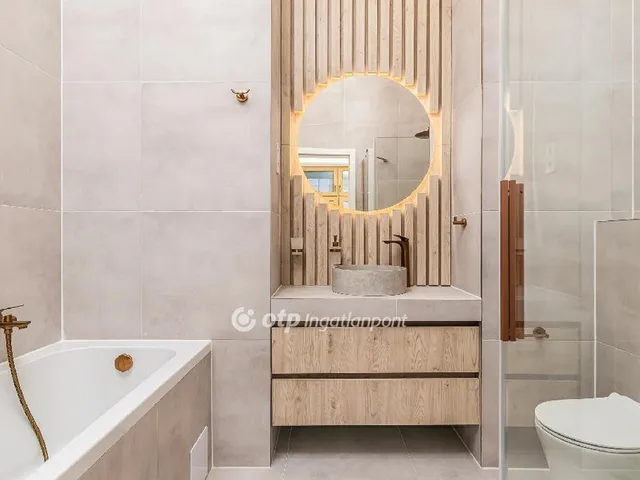 Eladó lakás Budapest I. kerület, Várnegyed 101 nm