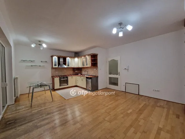 Eladó lakás Budapest IV. kerület, Káposztásmegyer 55 nm